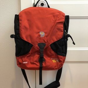 Mountain Hardwear Memo Messenger Bag